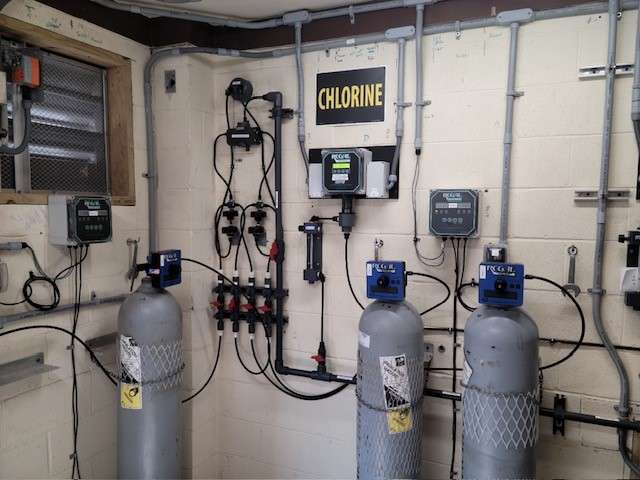Siwtchover system with asssecories